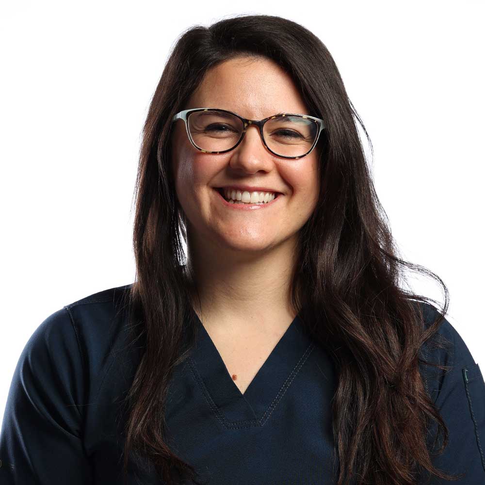 annie-andrews-headshot